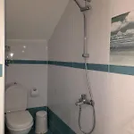 Queen Bay Apartment *