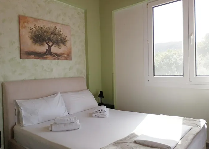 Queen Bay アパート