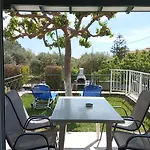 Queen Bay Apartament Vasiliki