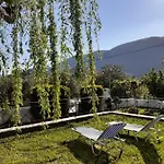 Queen Bay Vasiliki